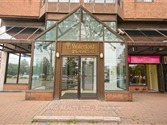 25 Agnes St 902, Mississauga