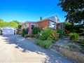 1041 Shepherds Dr, Burlington