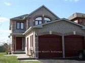 7422 Sandhurst Dr, Mississauga