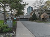 1330 Mississauga Valley Blvd 64, Mississauga