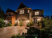 527 Ravineview Way, Oakville