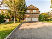 512 Cottagers Green Dr, Mississauga