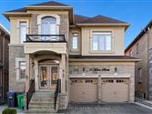 8 Mecca St, Brampton