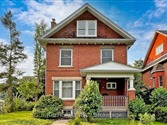 64 Queens Dr 1, Toronto