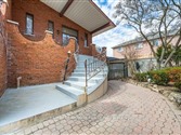 10 Larchmere Ave, Toronto