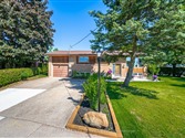 195 Elmwood Rd, Oakville