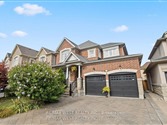 17 Hawkridge Tr, Brampton