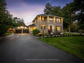 521 Oneida Dr, Burlington