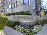 1 Aberfoyle Cres 1600, Toronto