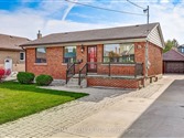 47 Plewes Rd, Toronto