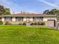 1054 Shepherds Dr, Burlington