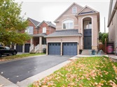 16 Trailside Walk, Brampton