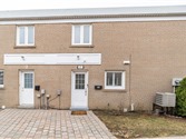 57 Town House Cres, Brampton