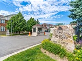 1355 Rathburn Rd 37, Mississauga