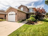 2 Aquasanta Cres, Hamilton