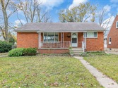 991 Parkview Ave, Windsor