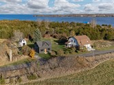 45 Colliers Rd, Prince Edward County