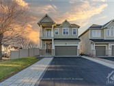 310 Wallaceburg Crt, Kanata