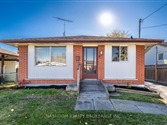 4 Lilacside Dr, Hamilton