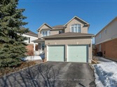 72 WALDEN Dr, Kanata