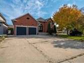 102 Donnici Dr 2, Hamilton