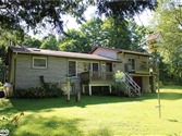 1200 Glamor Lake Rd, Highlands East