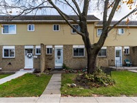 25 Bryna Ave M, Hamilton