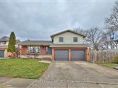 6493 Galaxy Dr, Niagara Falls