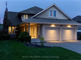 8233 Costabile Dr, Niagara Falls