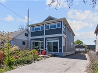 870 Beach Blvd, Hamilton