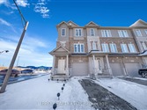 38 Canary Grass Blvd, Hamilton