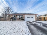 673 Holgate Cres, Kingston