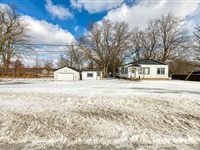 1542 Highway 59 High, Norfolk