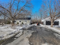 248 Borden Ave, Central Elgin