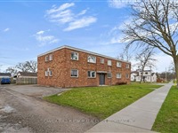 1985 College Ave, Windsor