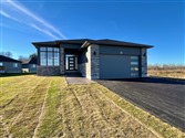 18 Horton Crt, Belleville