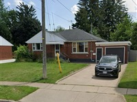 5974 Scott St, Niagara Falls