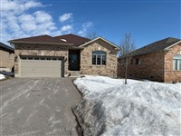11 Old Trafford Dr, Trent Hills