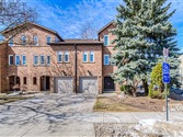 44 Allen St 4, Waterloo