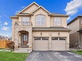 125 Lampman Dr, Grimsby
