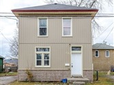 157 Rutherford Ave Upper, Peterborough