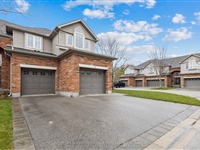 755 Willow Rd 7, Guelph