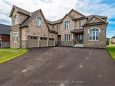 15 Golden Meadows Dr 33, Otonabee-South Monaghan