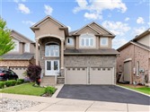 52 Arrowhead Dr, Hamilton