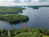 1033 Bayview Point Rd, Lake of Bays