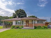 107 Tweedsmuir Ave, London