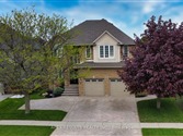 98 Stonehenge Dr, Hamilton