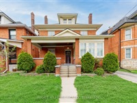 132 Holton Ave, Hamilton