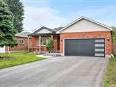 660 Mackechnie Cres, Cobourg