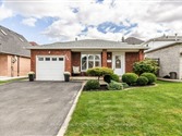 698 Acadia Dr, Hamilton